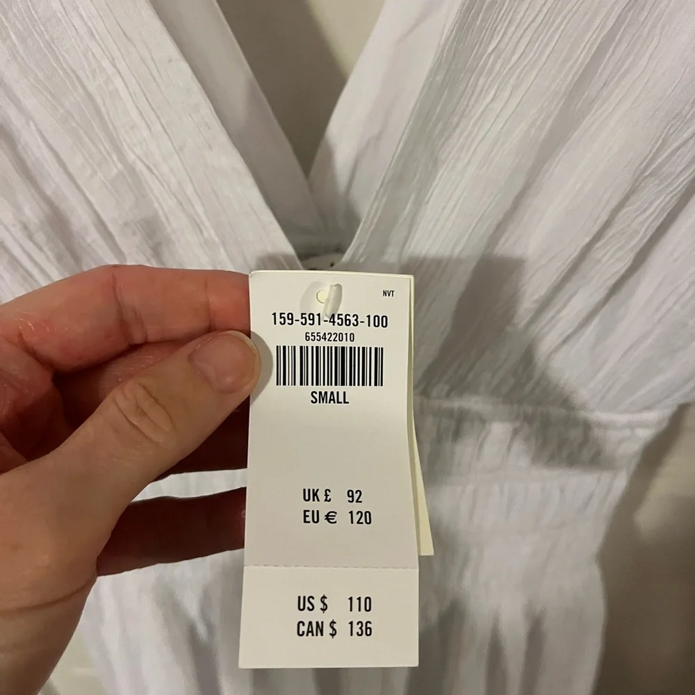 Abercrombie & Fitch - Elegant White Maxi Dress